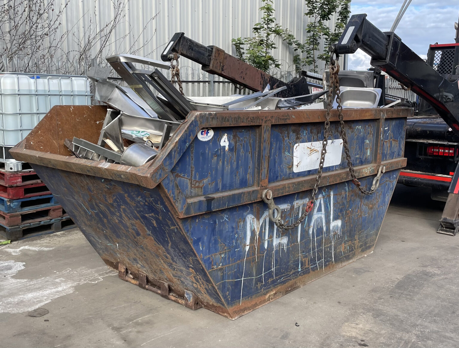 Skip Hire – Inglemere Metals Ltd